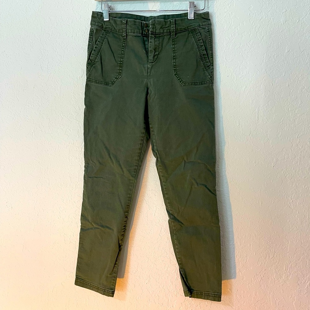Old Navy pixie pants | olive green | ankle length